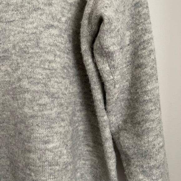 H&M Gray Wool Blend V-Neck Tunic Sweater (S) - Picture 8 of 9